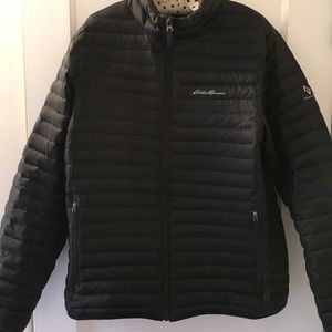 eddie bauer EB700 - men’s M